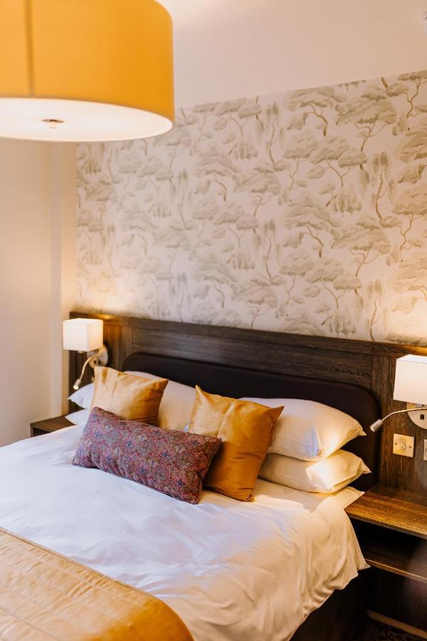 The Bull Hotel Stony Stratford Esterno foto