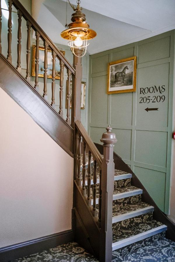The Bull Hotel Stony Stratford Esterno foto