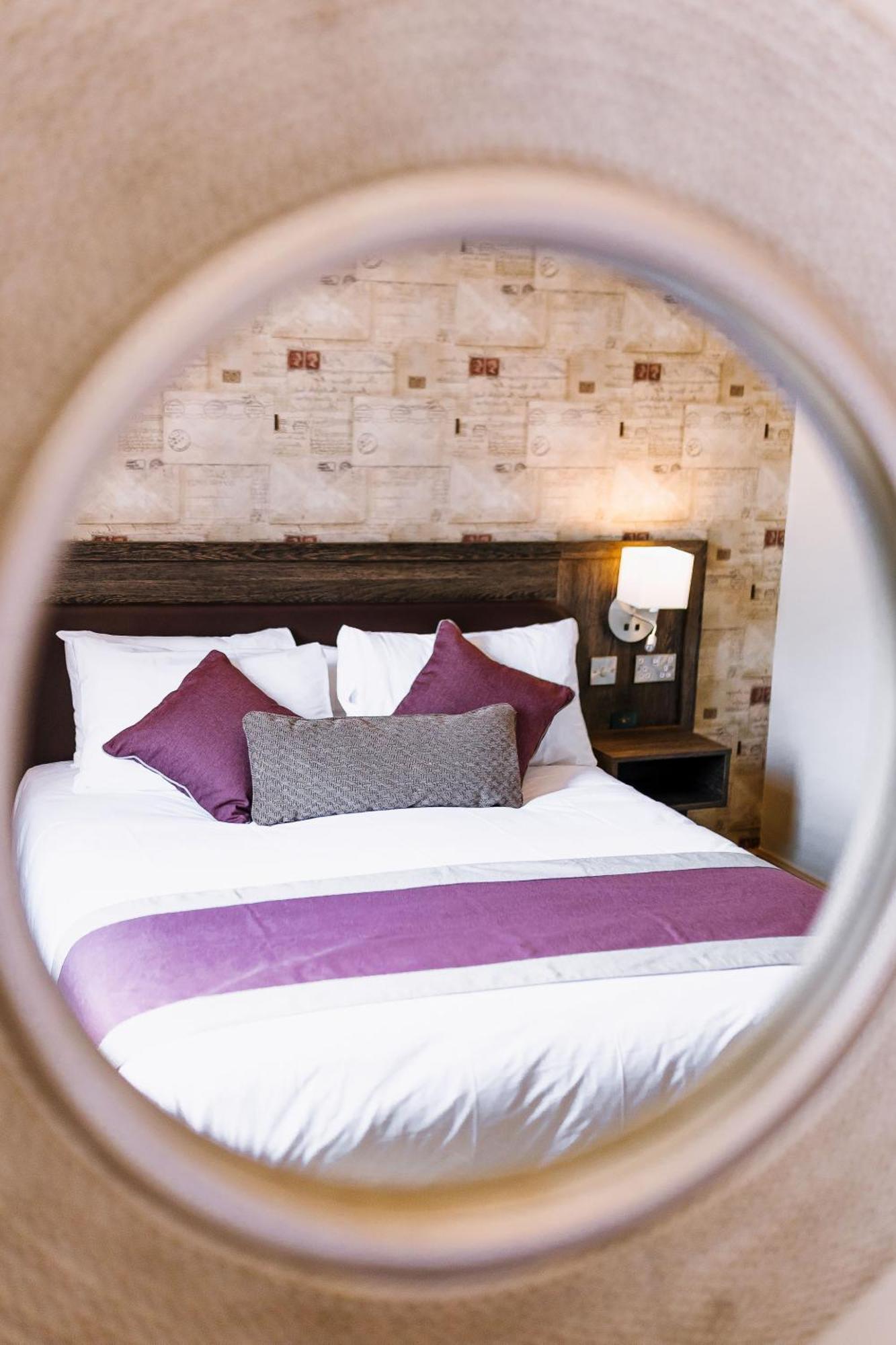 The Bull Hotel Stony Stratford Esterno foto